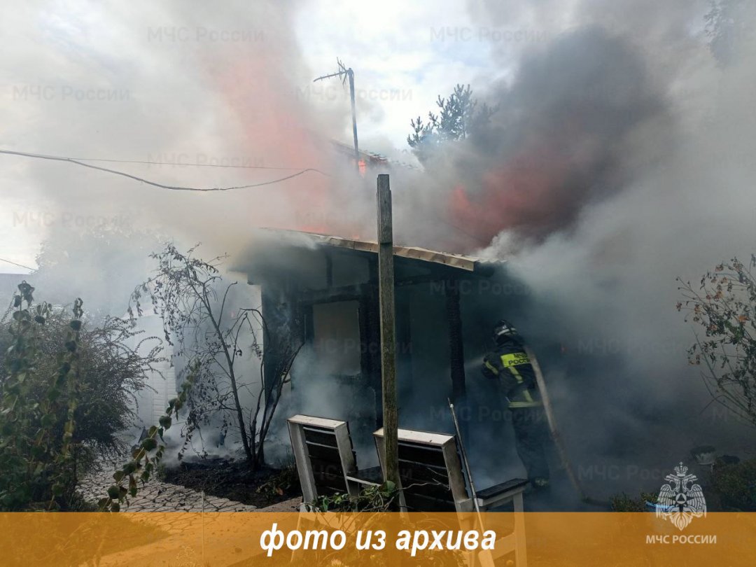 Пожарно-спасательное подразделение Ленинградской области ликвидировало пожар в Кировском районе